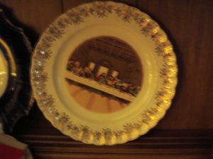 LS gold trimPLATE Lord's supper shown in upper right